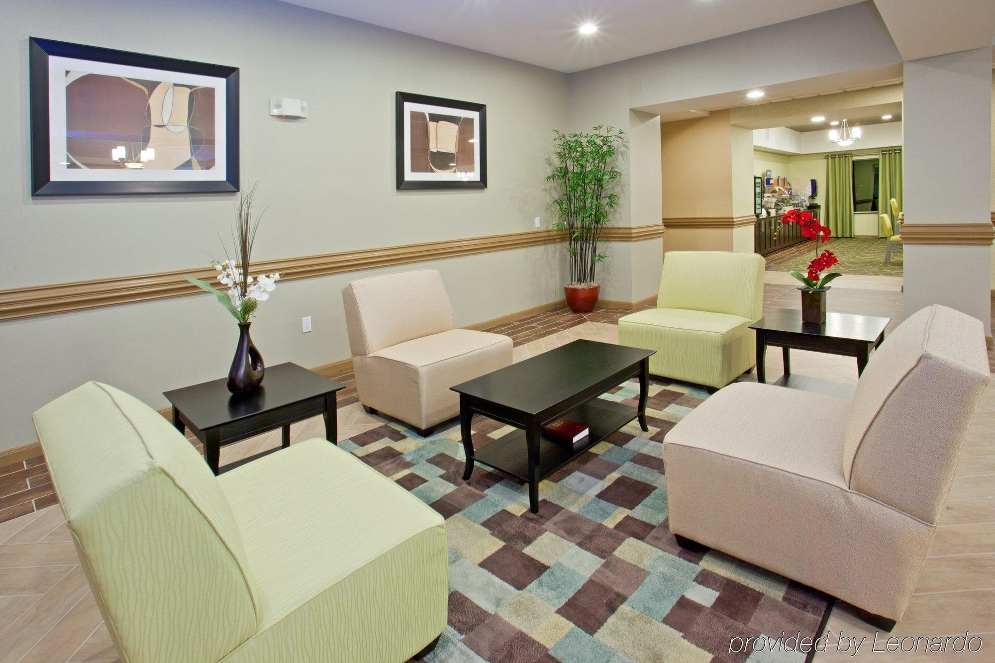 Holiday Inn Express Hotel & Suites Alvarado By Ihg Buitenkant foto